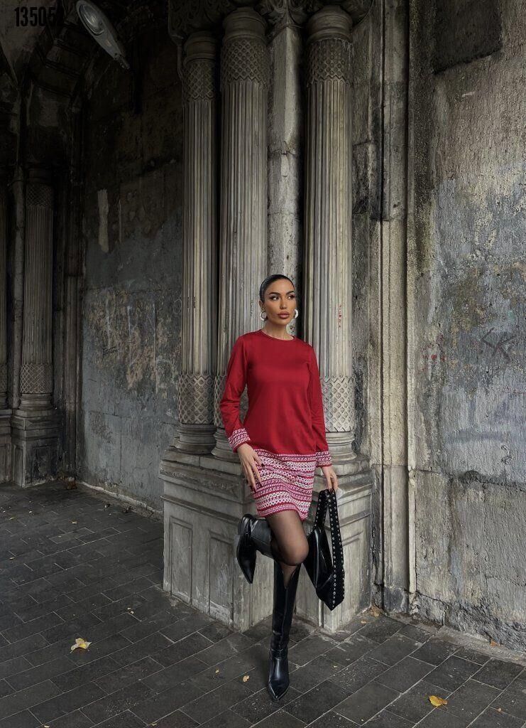 Kadın Uzun Kollu Bisiklet Yaka Kol Ağzı Ve Etek Ucu Baskılı Iki Iplik Elbise 2XL-3XL