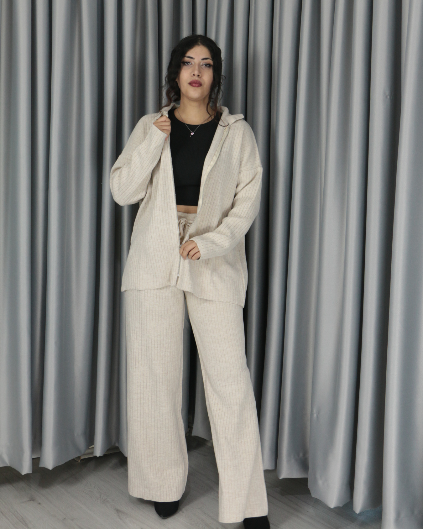 Yumuşak dokulu oversize standart triko takım Standart - krem