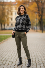 Kareli desenli standart triko kazak siyah - Standart