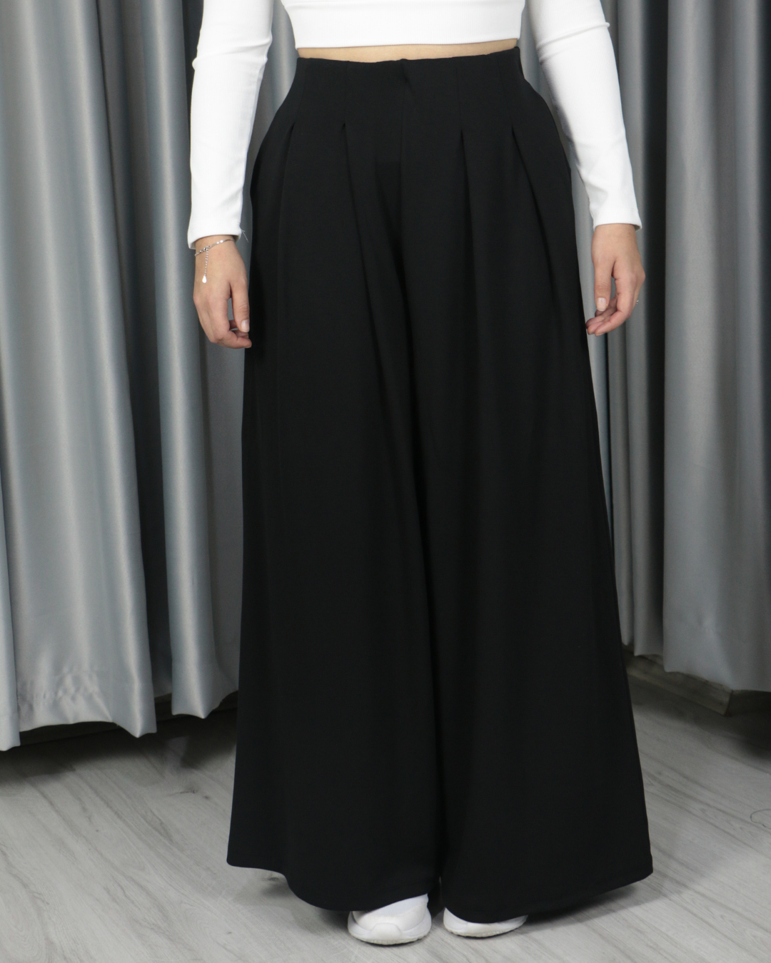 Modal Kumaş Bol Paça Pileli Yüksek Bel Pantolon siyah - S