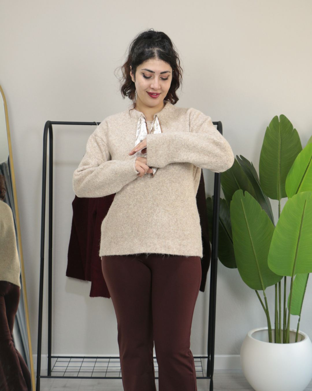 Yakası Fular Detaylı Yumuşak Dokulu Kışlık Triko Kazak Standart - bej