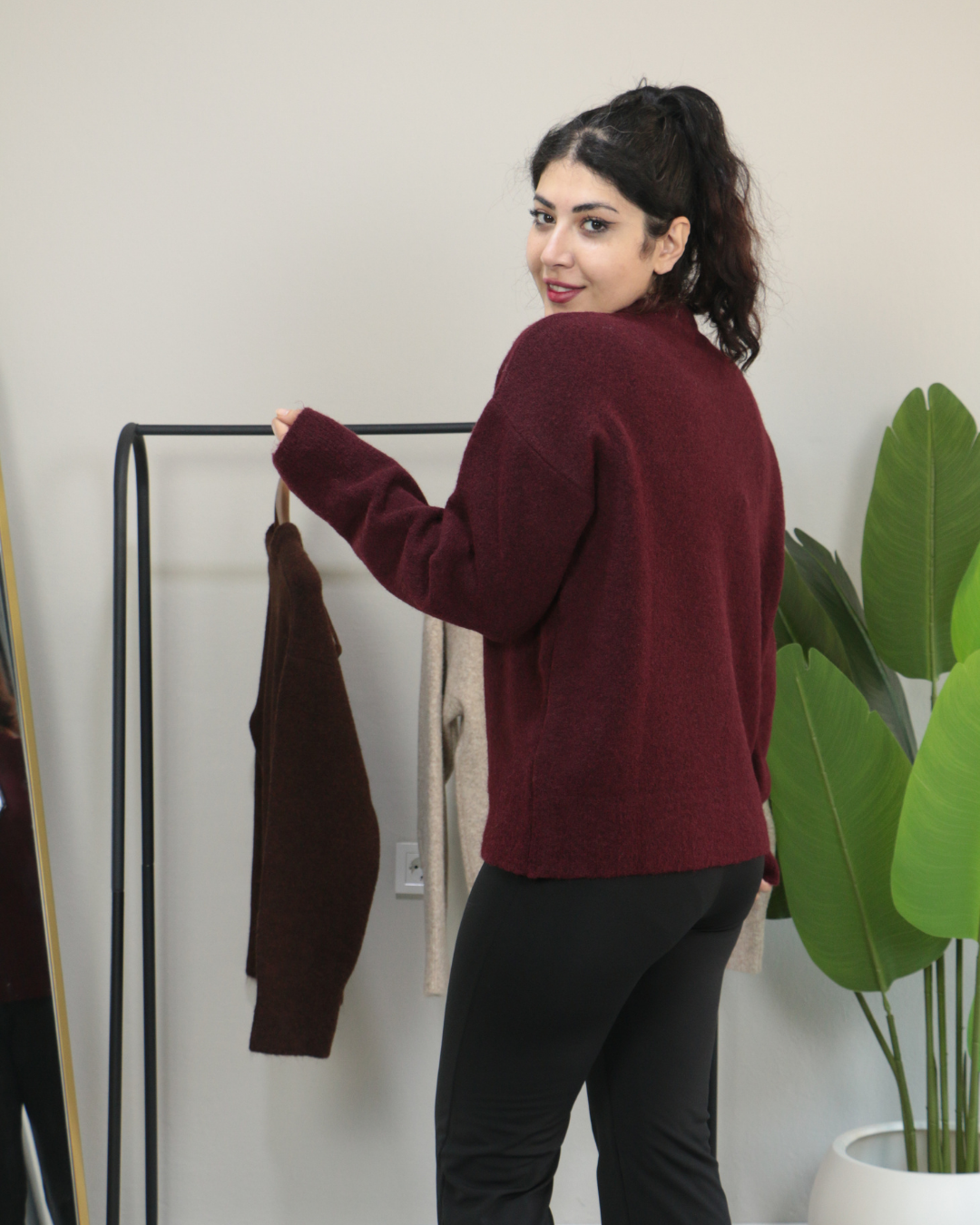 Yakası Fular Detaylı Yumuşak Dokulu Kışlık Triko Kazak Standart - bordo