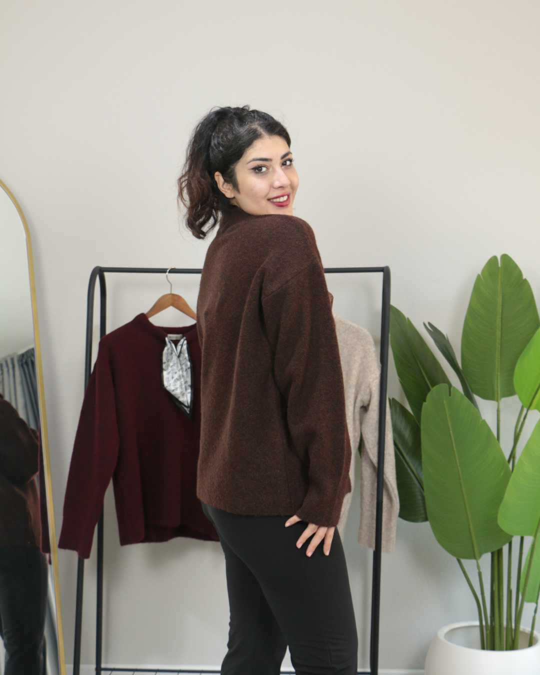 Yakası Fular Detaylı Yumuşak Dokulu Kışlık Triko Kazak Standart - kahverengi