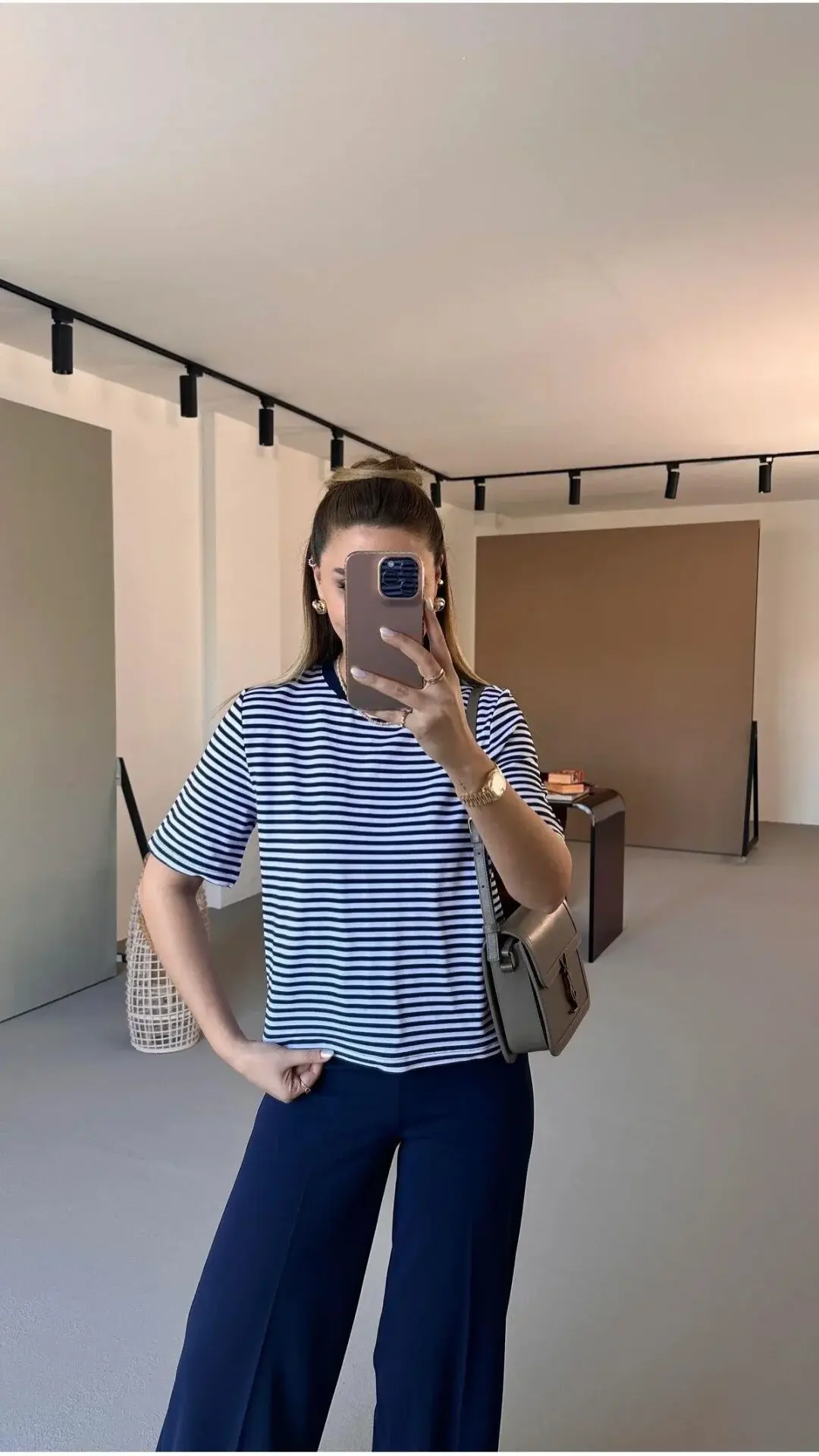 Premium Seri Tshirt L - lacivert çizgili